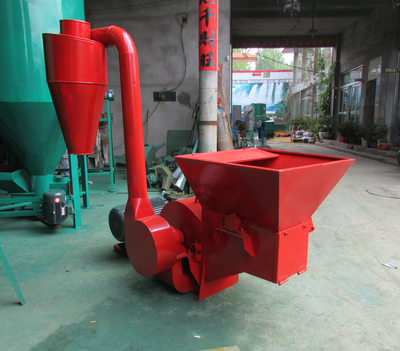 百色萬(wàn)能高效粉碎機(jī)廠家直銷——農(nóng)業(yè)機(jī)械領(lǐng)域的可靠選擇